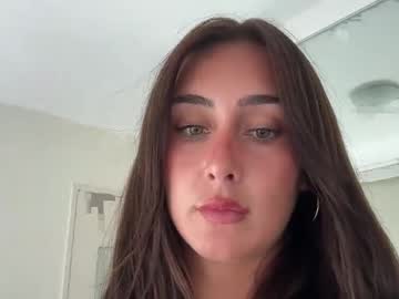 girl
        sashabooxx cam image #6262644