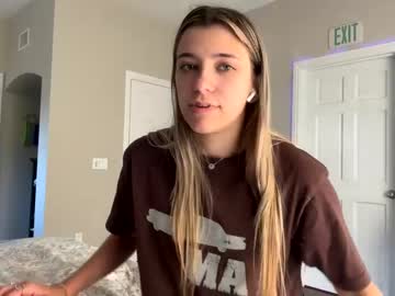 girl
        ameliarustova cam image #1808163
