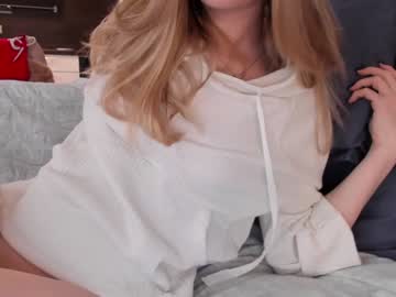 girl
        magic_couple13 cam image #4002121