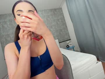 girl
        ehotlovea cam image #6592981