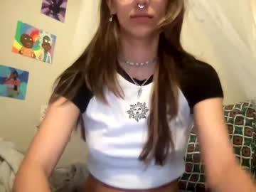 girl
        skinnylegendd cam image #1521888