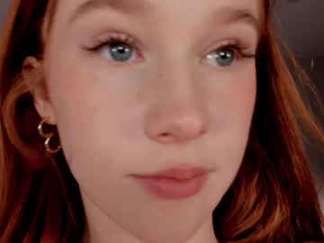 girl
        leahsthetics cam image #4813087