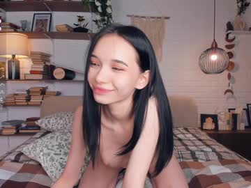 girl
        riskyproject cam image #4279178