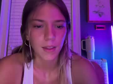 girl
        oliviahansleyy cam image #4984607