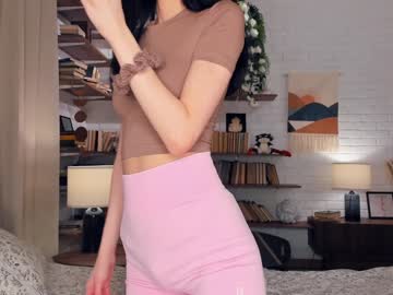 girl
        riskyproject cam image #6035306