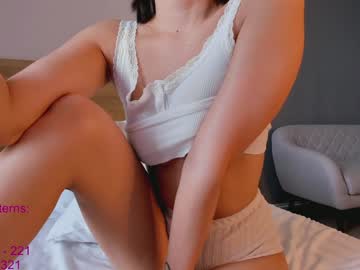 girl
        lindamei cam image #5723588