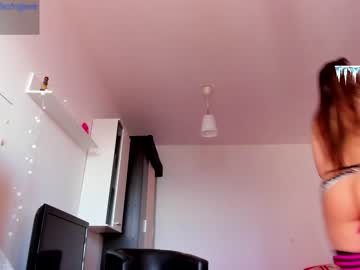 girl
        blazingeve cam image #560786