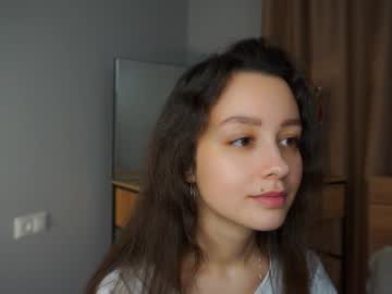 girl
        octaviaapps cam image #5957943