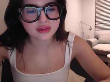 girl
        playnofuckinggames cam image #5605889