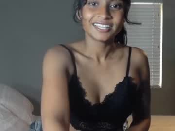 girl
        xzaramx cam image #275905