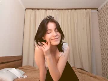 girl
        amandamedrano cam image #844601