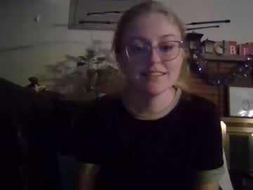 girl
        blondievix cam image #3240012