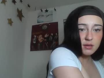 girl
        maddisonlovergirlxo cam image #3368489
