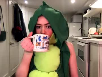girl
        littlesugarpea cam image #1045966