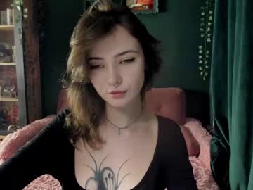girl
        bmwm5f90 cam image #5749155