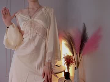 girl
        sasasnow cam image #4575664