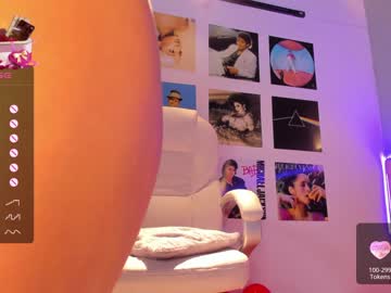 girl
        little_effy18 cam image #3508992