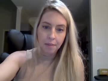 girl
        lov3rgurl24 cam image #4545176