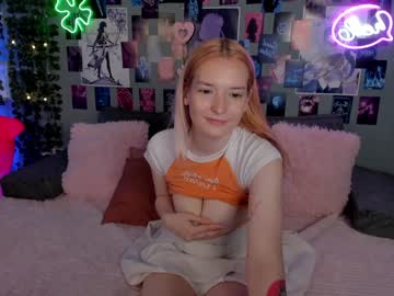 girl
        anna_breach cam image #1947866