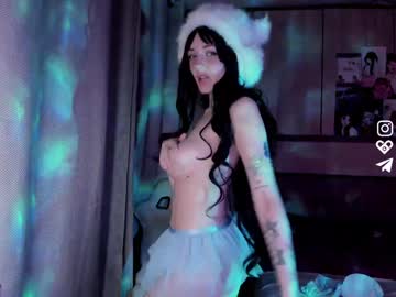 girl
        elizabethbritanny cam image #5835341