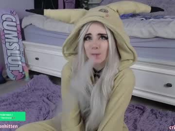 girl
        crimsonkitten cam image #3261416