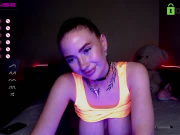 girl
        fallen_angel_18 cam image #1166656