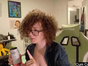 girl
        gomoreup cam image #6888451