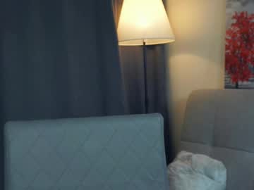 girl
        zarabeamer cam image #6783406