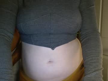 couple Live Cam Girls Love To Strip Naked For Their Viewers with poohxchi69