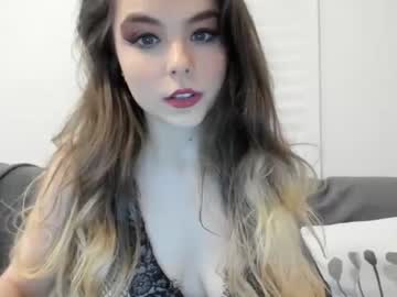 girl
        pavlovswhore cam image #2901565