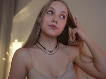 girl
        appr0ved cam image #5985947