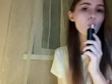 girl
        jennyjansen cam image #2425460
