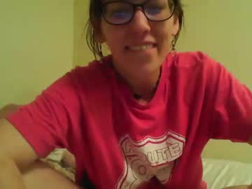 girl
        nonfail_grl cam image #403521