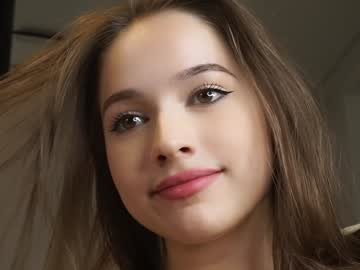 girl
        hecola cam image #5125186