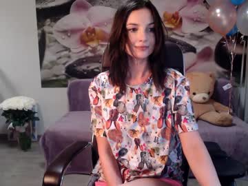 girl
        jennycutey cam image #387638