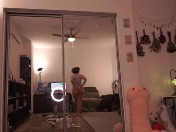 girl
        evelynpiers cam image #1572050