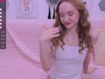 girl
        hillikitt cam image #372737