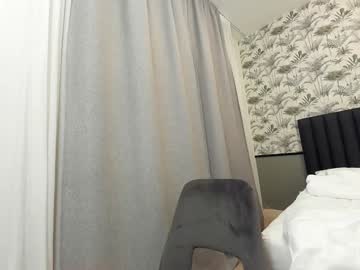 girl
        ehotlovea cam image #6097257