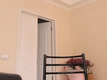 girl
        lemmexy cam image #4120882