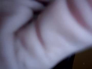 girl
        dirtynerdy30 cam image #3648866