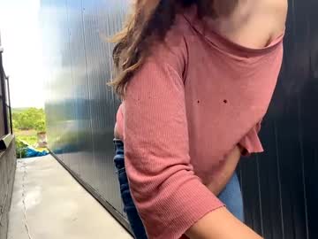 girl
        nyconik cam image #6818624