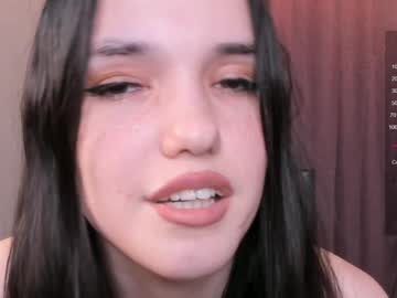 girl
        berenicecoleson cam image #5096060
