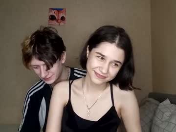 couple
        baby_lesi cam image #6265995