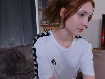 girl
        araalltop cam image #4502617