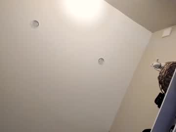 couple
        naughtyhotdirtyginger cam image #4036834