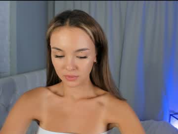 girl
        mila_vita cam image #2394629