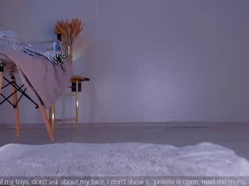 girl
        megan_foxxx15 cam image #225477