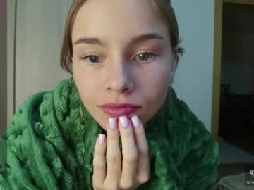girl
        roxxxie_reid cam image #6310580