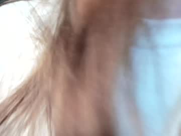 girl
        courtney_luv cam image #5684286