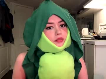 girl
        littlesugarpea cam image #1025530